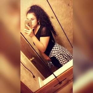 Meet your Posher, Jocelyne